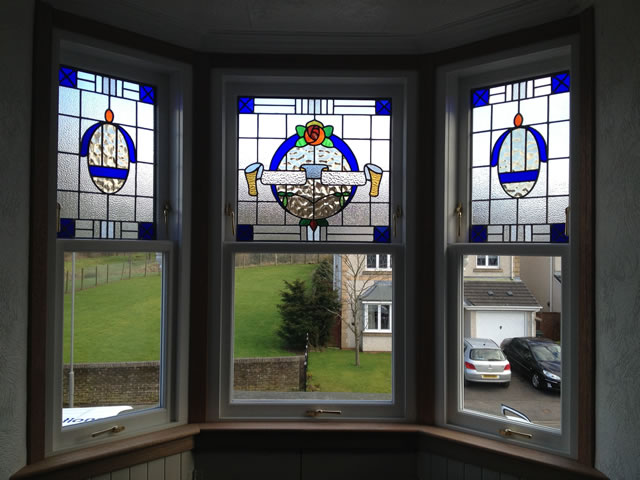 http://timberwindowsolutions.co.uk/wp-content/uploads/2013/03/stained_glass_window.jpg